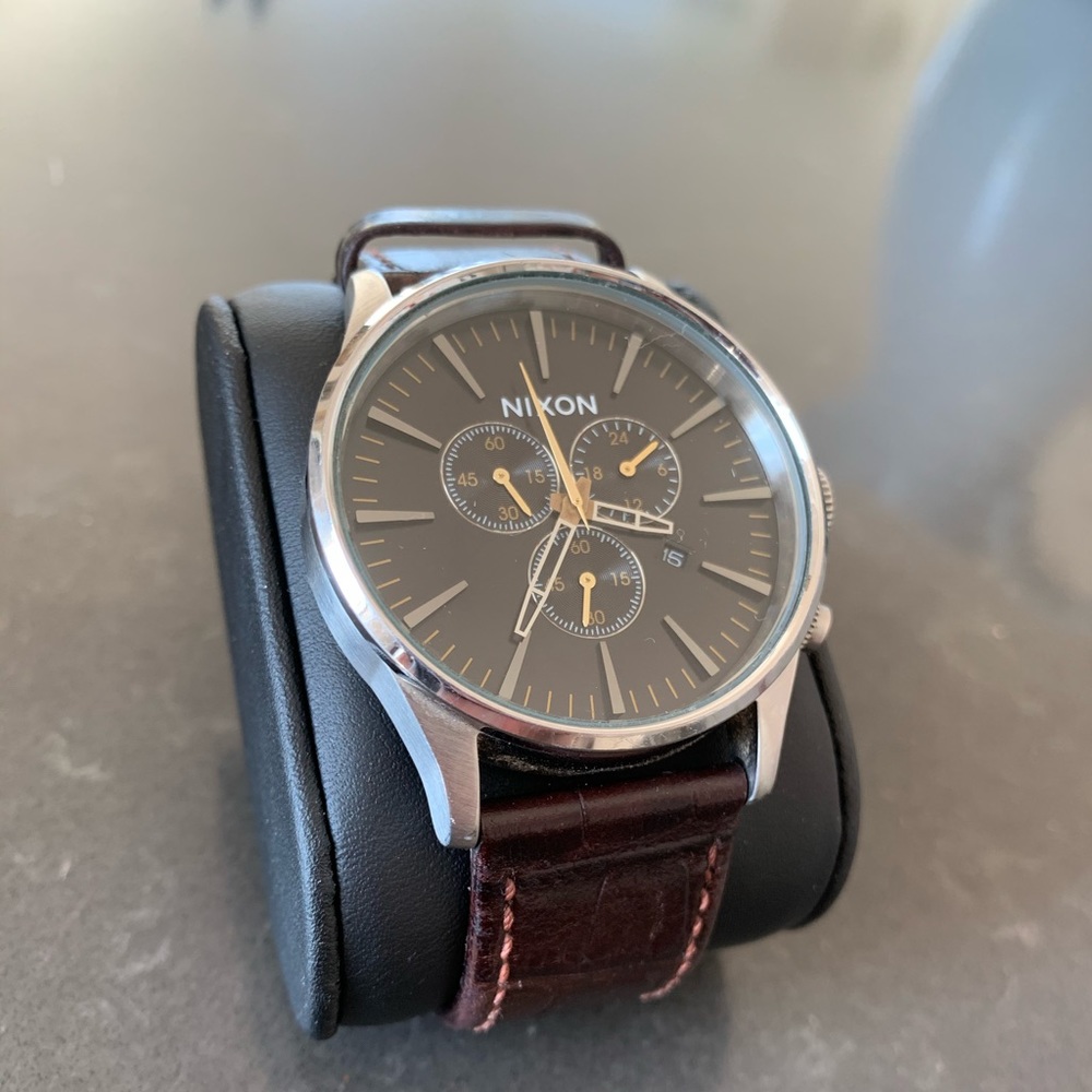 Nixon Right On Time Sentry Chrono